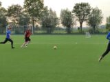 Laatste training S.K.N.W.K. JO9-1 van seizoen 2022-2023 (partijtje tegen de ouders) (118/178)